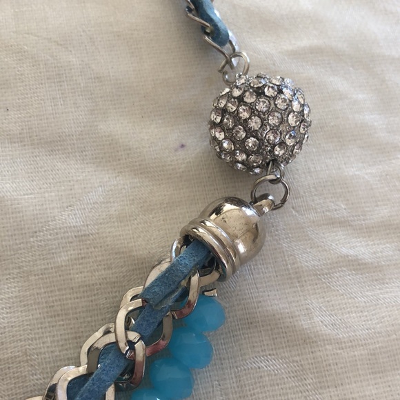 multi strand turquoise color and silver tone necklace - Picture 4 of 12